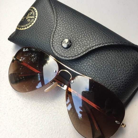 Ray-Ban Accessories - 🚨MOVING SOON 🚨 Rayban aviators